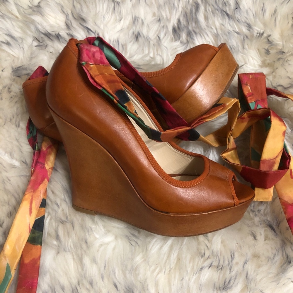 Le Chateau platform wedge pumps with leg ribbons size 5